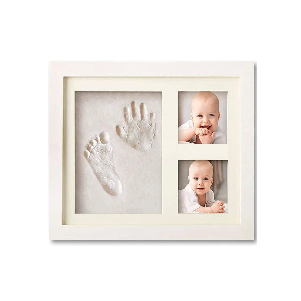 Cadre bébé carré blanc avec empreintes et deux emplacements photo